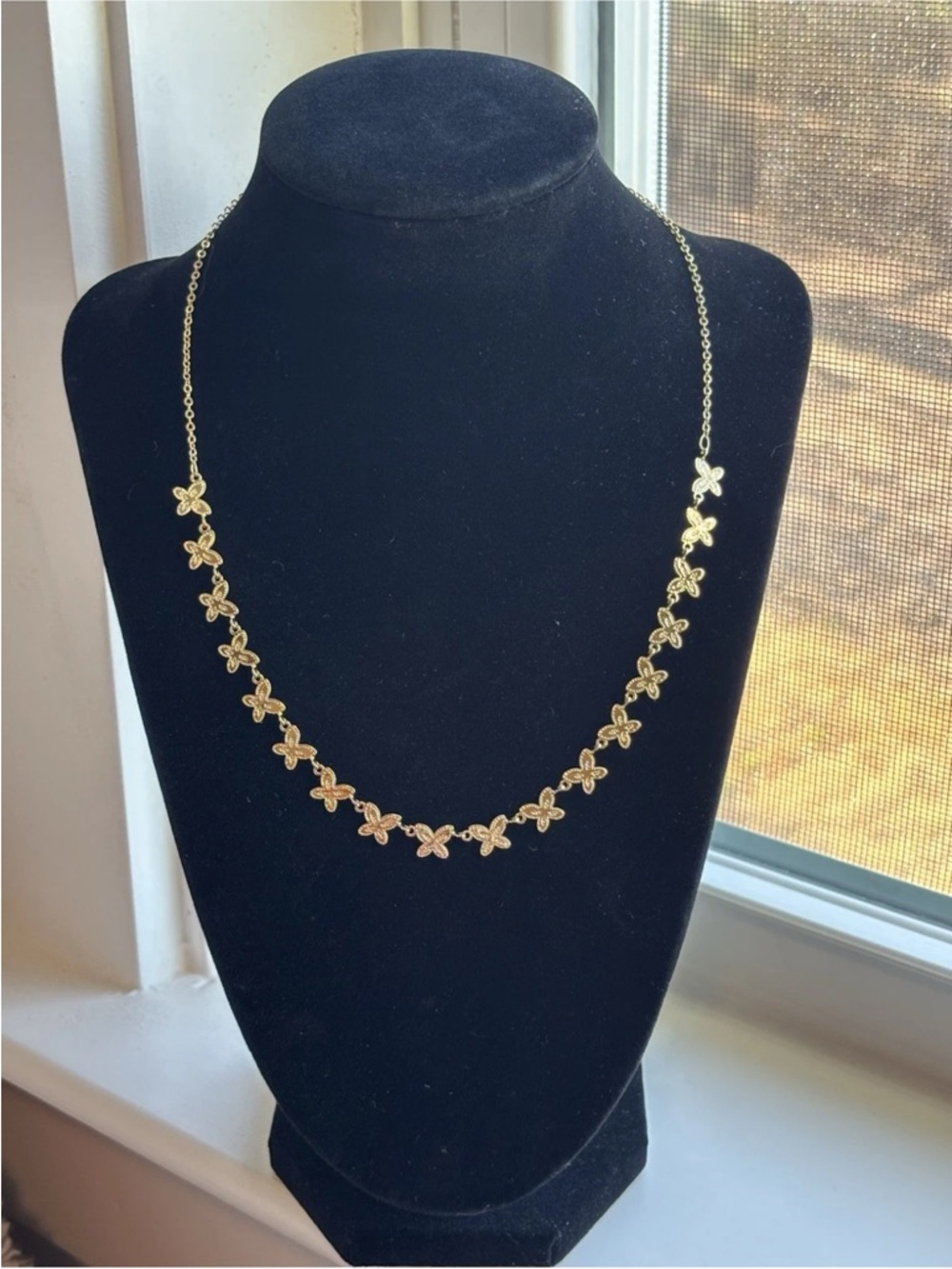 Gold Plated Butterfly Link Necklace Dainty Floral Chain Minimalist Cute Jewelry
